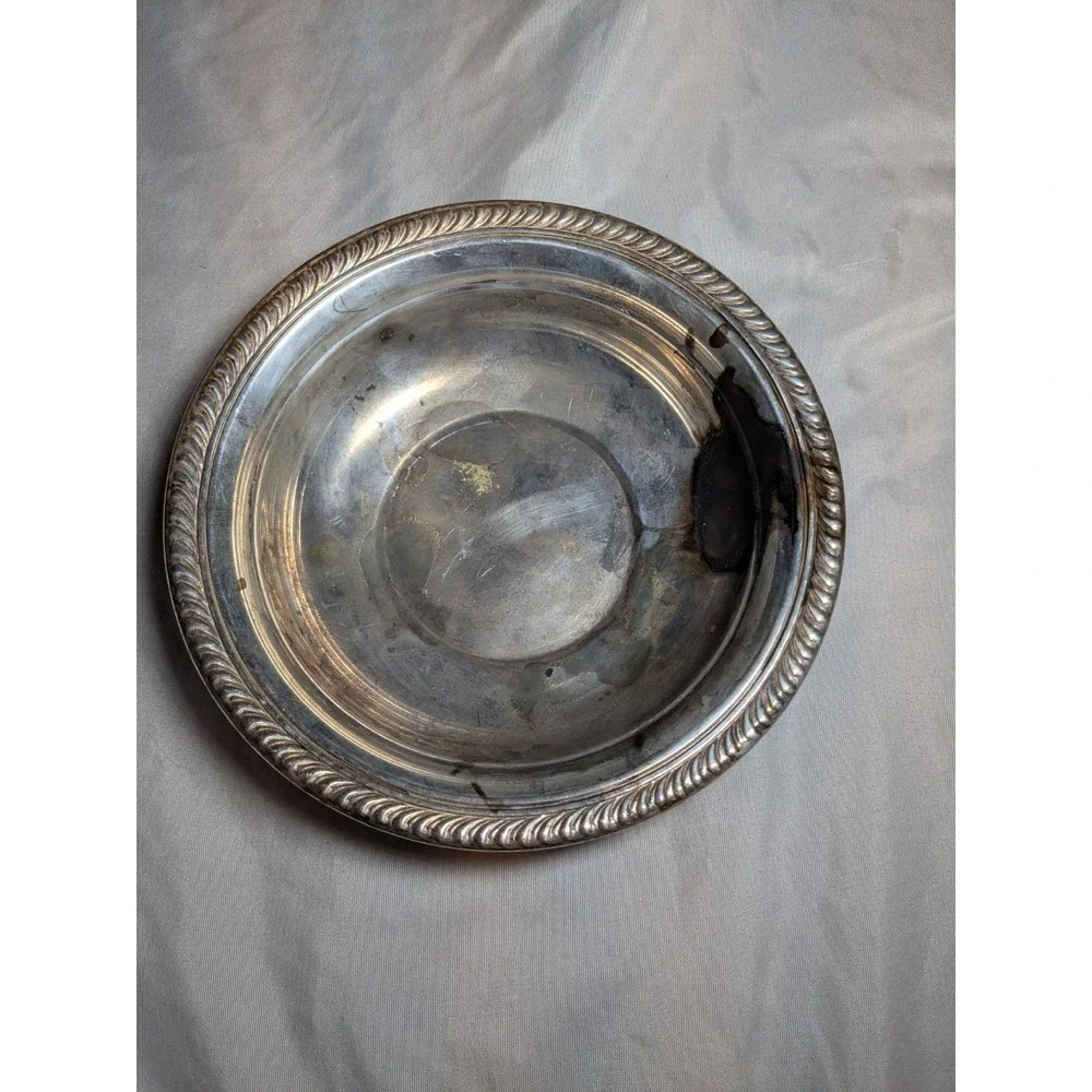 Vintage F.B. Rodgers Silver Co Trade Mark #1028 Silver Plated Bowl